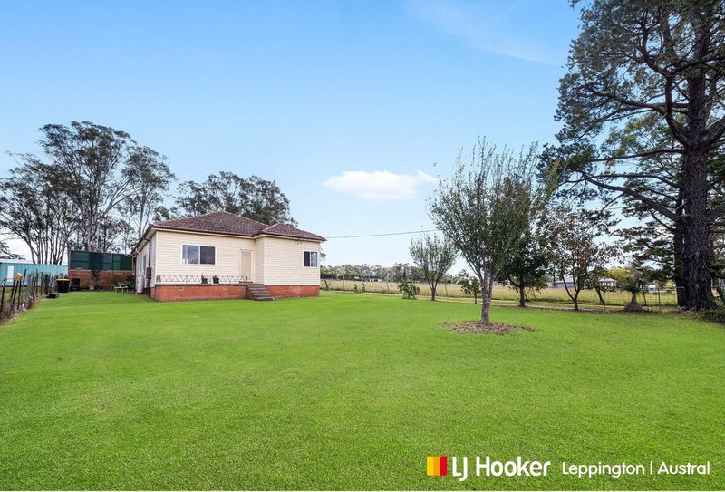 Photo - 55 Pratten Street, Kemps Creek NSW 2178 - Image 6