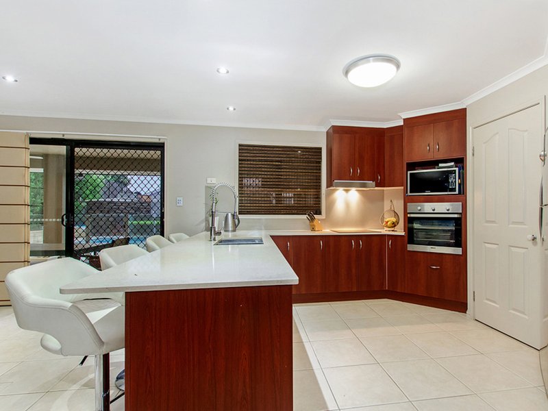 Photo - 55 Regatta Avenue, Oxenford QLD 4210 - Image 5