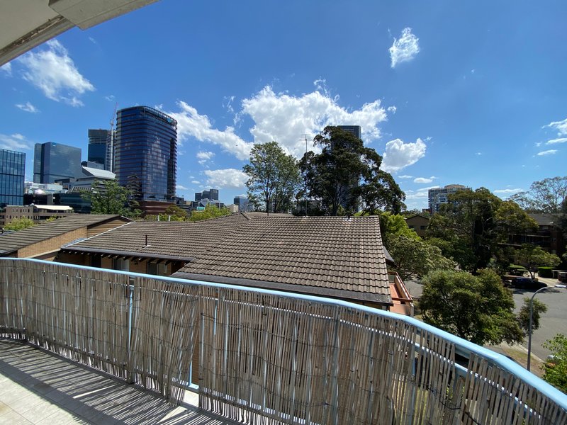 Photo - 5/5 Robertson St , Parramatta NSW 2150 - Image 11