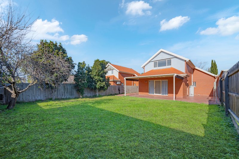 Photo - 55 Santa Cruz Boulevard, Roxburgh Park VIC 3064 - Image 20
