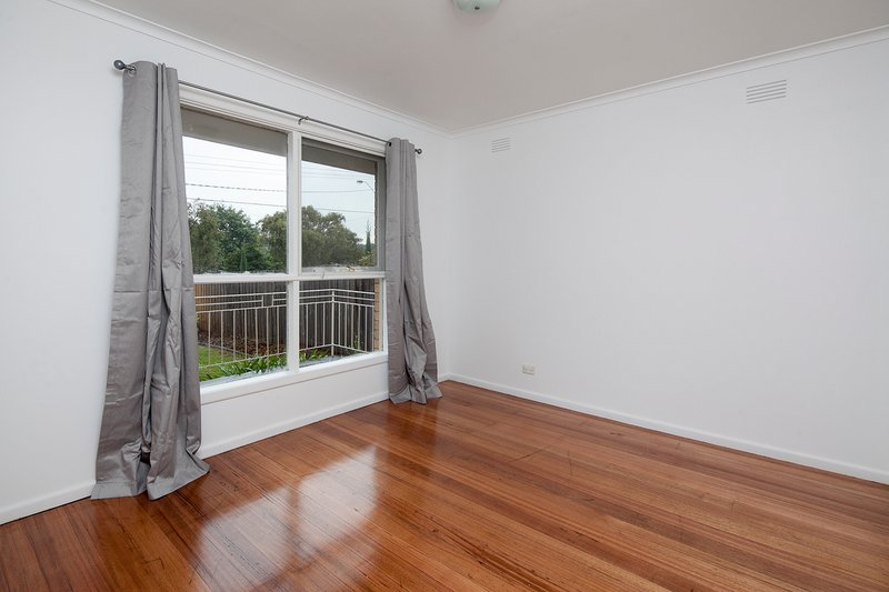 Photo - 55 Sasses Avenue, Bayswater VIC 3153 - Image 5