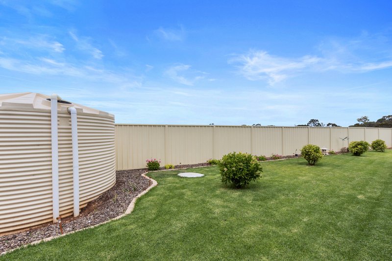 Photo - 55 Schilling Street, Kadina SA 5554 - Image 14