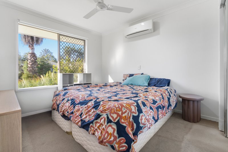 Photo - 55 Selwyn Street, North Booval QLD 4304 - Image 9