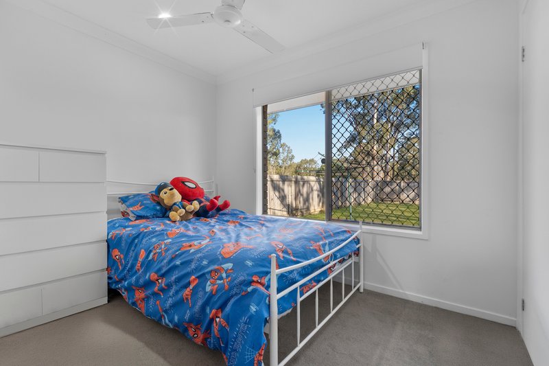 Photo - 55 Selwyn Street, North Booval QLD 4304 - Image 11