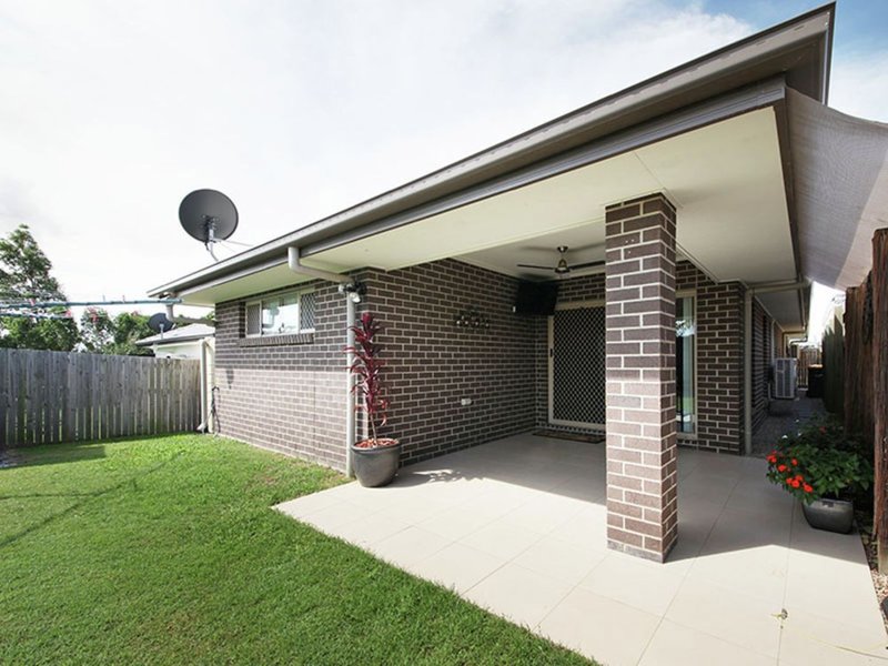 Photo - 55 Shimao Crescent, North Lakes QLD 4509 - Image 21