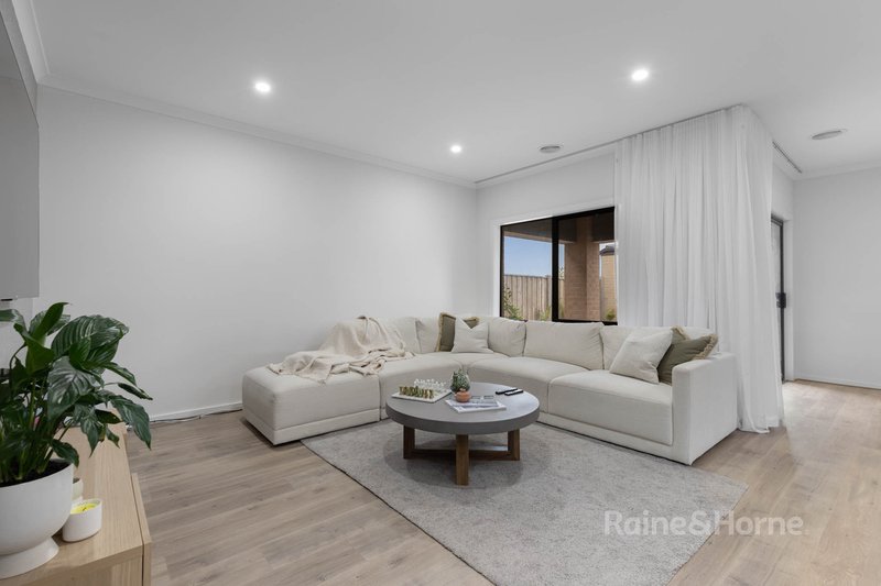 Photo - 55 Showman Drive, Diggers Rest VIC 3427 - Image 10