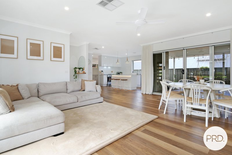 Photo - 55 Southgate Drive, Leneva VIC 3691 - Image 9