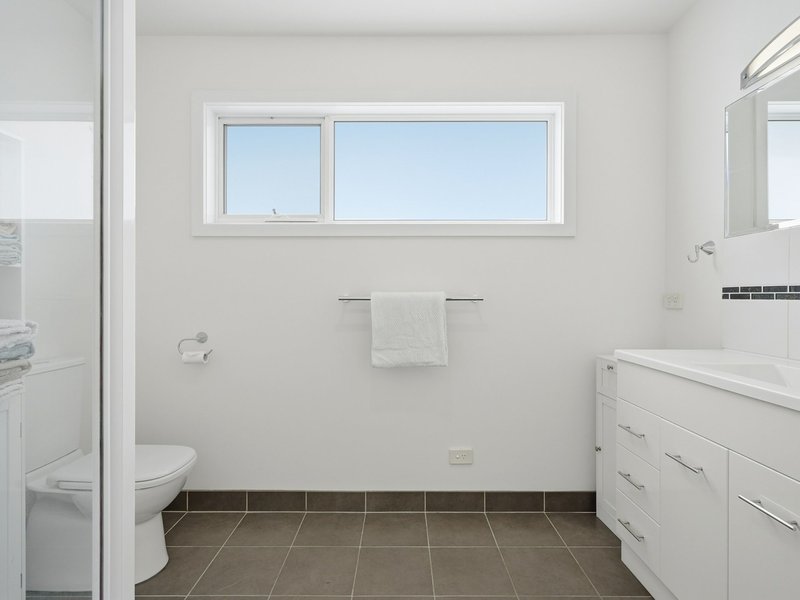 Photo - 55 Staff Road, Electrona TAS 7054 - Image 16