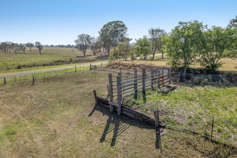 Photo - 55 Strickland Road, East Greenmount QLD 4359 - Image 4