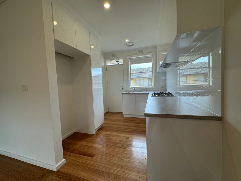 Photo - 5/5 Sutherland Road, Dandenong VIC 3175 - Image 4