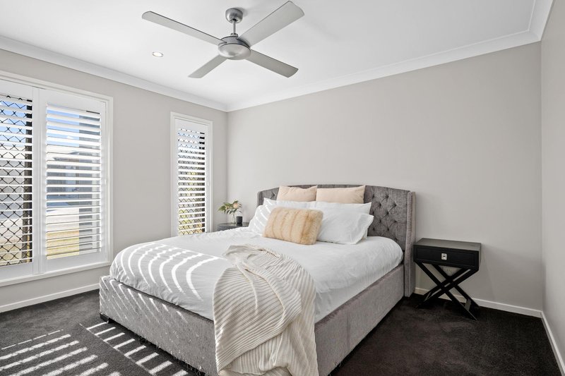 Photo - 55 Tamborine Street, South Ripley QLD 4306 - Image 15
