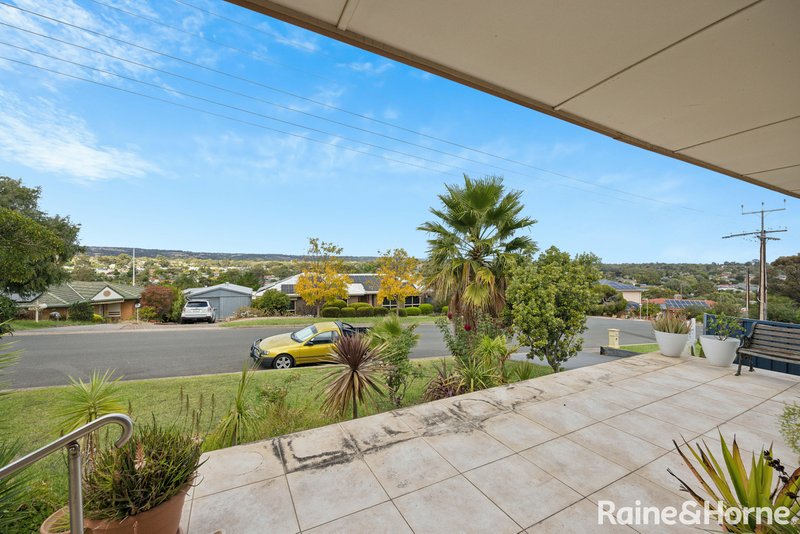 Photo - 55 Teusner Drive, Morphett Vale SA 5162 - Image 4