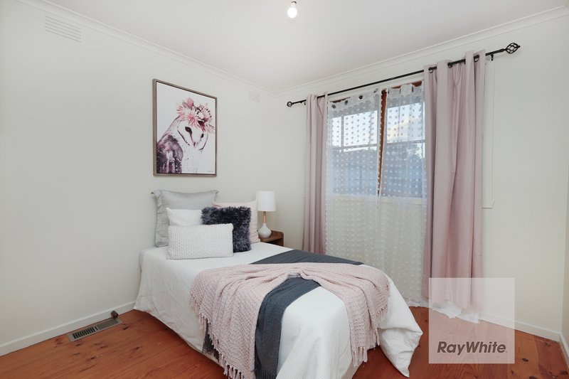 Photo - 55 The Circuit, Gladstone Park VIC 3043 - Image 15