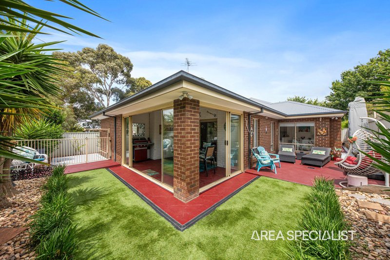 Photo - 55 The Circuit, Pakenham VIC 3810 - Image 16