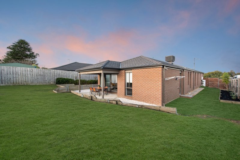 Photo - 55 Thwaites Road, Pakenham VIC 3810 - Image 12