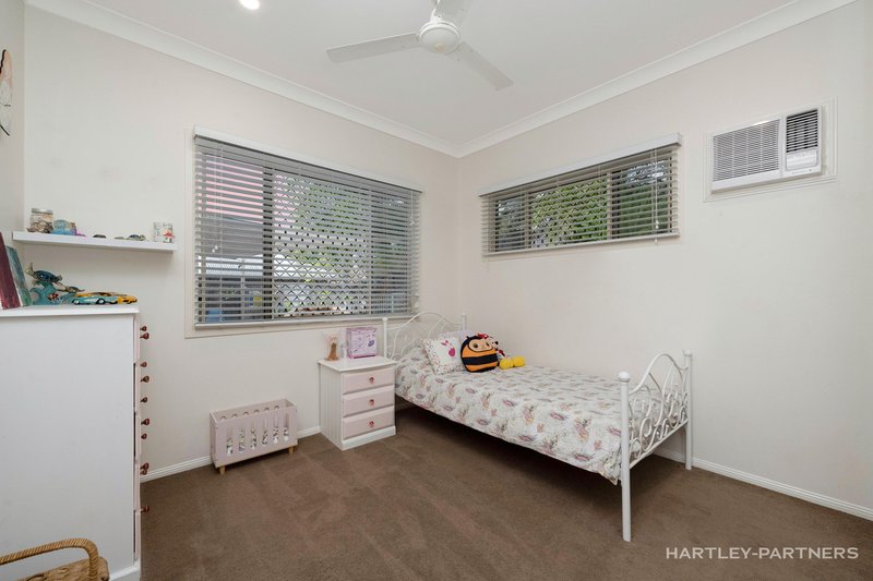 Photo - 55 Timbury Way, Mount Louisa QLD 4814 - Image 12