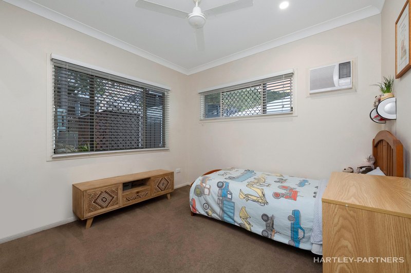 Photo - 55 Timbury Way, Mount Louisa QLD 4814 - Image 13