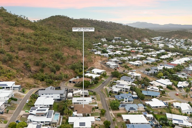 Photo - 55 Timbury Way, Mount Louisa QLD 4814 - Image 19