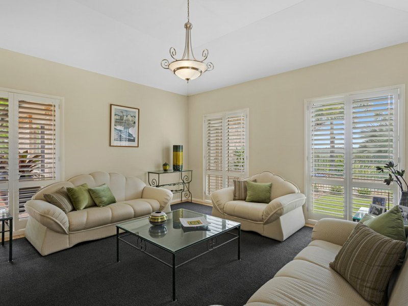 Photo - 55 Uplands Court, Tallai QLD 4213 - Image 13