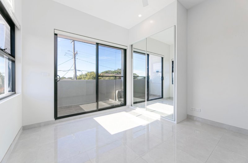 Photo - 55 Vale Street, Cabramatta NSW 2166 - Image 3