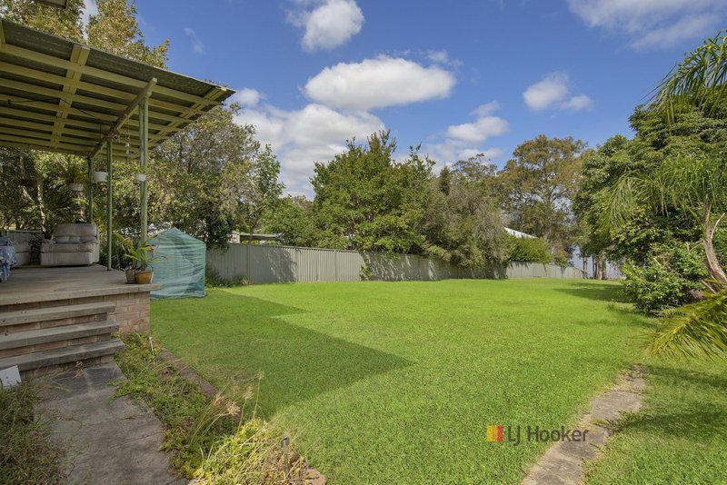 Photo - 55 Vales Road, Mannering Park NSW 2259 - Image 12