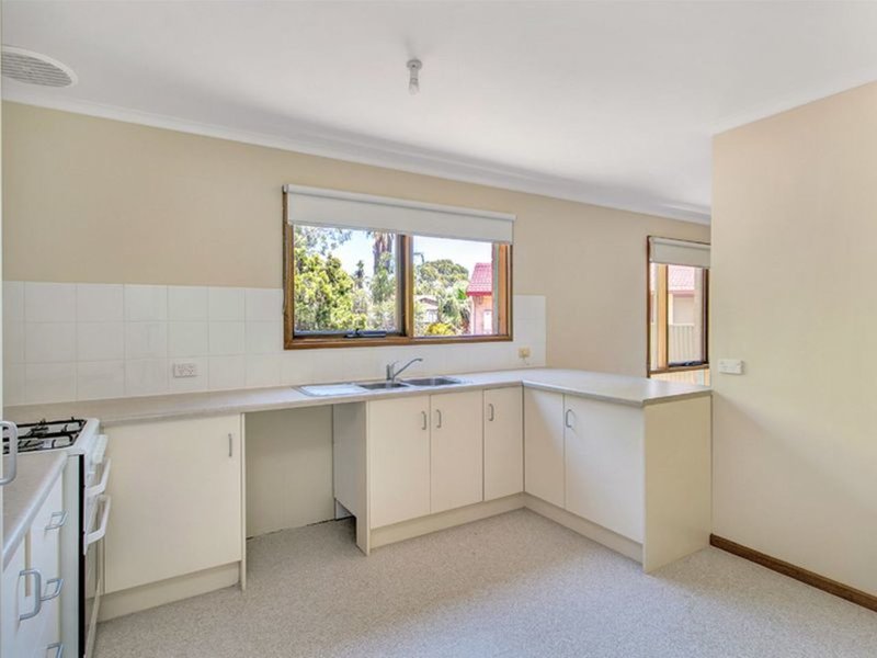 Photo - 55 Verbena Drive, Parafield Gardens SA 5107 - Image 2