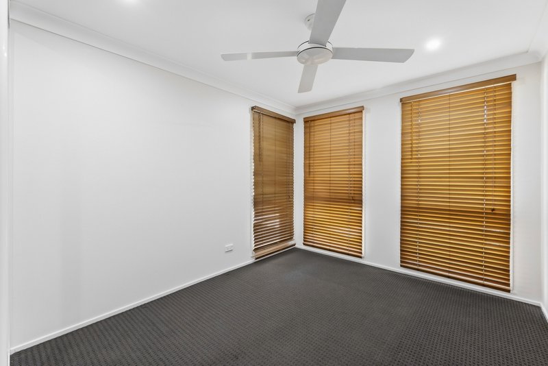 Photo - 55 Warburton Crescent, Werrington County NSW 2747 - Image 8