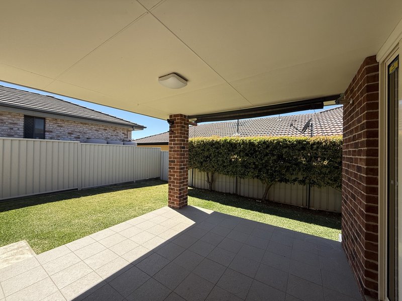 Photo - 55 Warwick Road, Hillvue NSW 2340 - Image 14