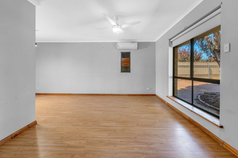 Photo - 55 Washington Drive, Craigmore SA 5114 - Image 9