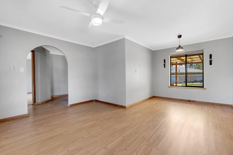 Photo - 55 Washington Drive, Craigmore SA 5114 - Image 10