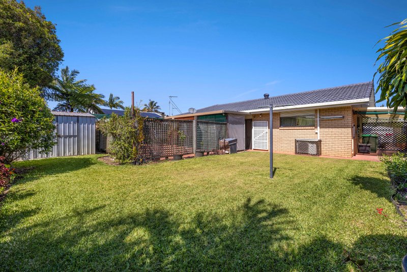 Photo - 55 Wavell Avenue, Golden Beach QLD 4551 - Image 7