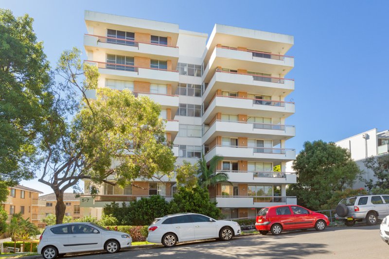 Photo - 5/5 Westminster Avenue, Dee Why NSW 2099 - Image 6