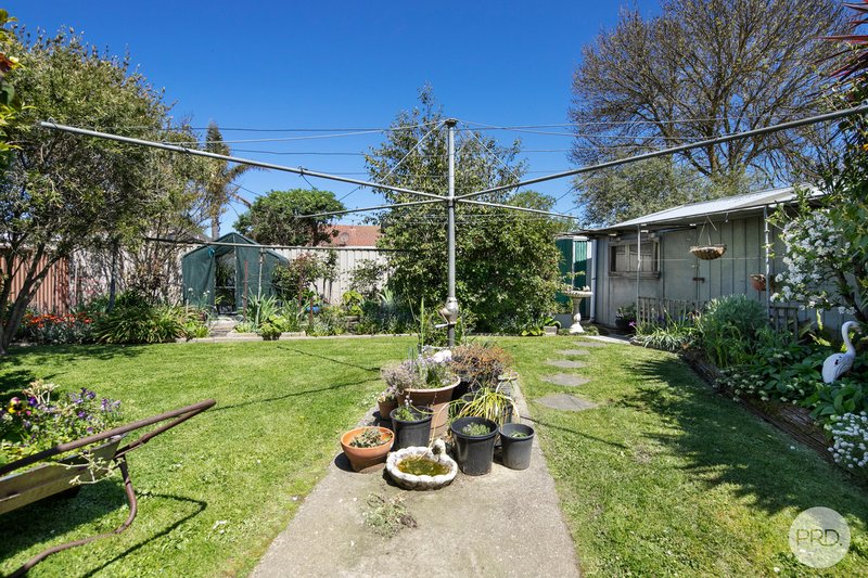 Photo - 55 Whitelaw Avenue, Delacombe VIC 3356 - Image 10