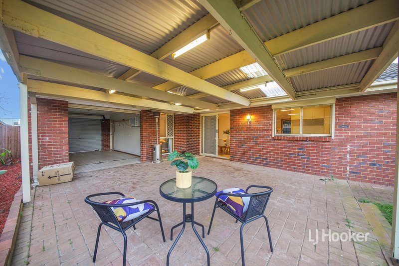 Photo - 55 Whitsunday Drive, Hoppers Crossing VIC 3029 - Image 16