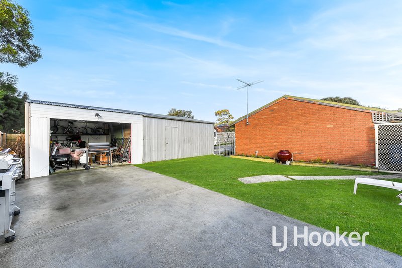 Photo - 55 Willow Drive, Hampton Park VIC 3976 - Image 11