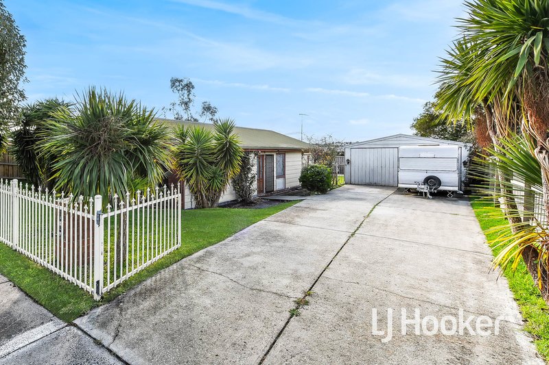 Photo - 55 Willow Drive, Hampton Park VIC 3976 - Image 14