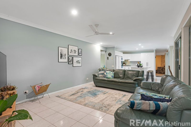 Photo - 55 Wingara Drive, Morayfield QLD 4506 - Image 11