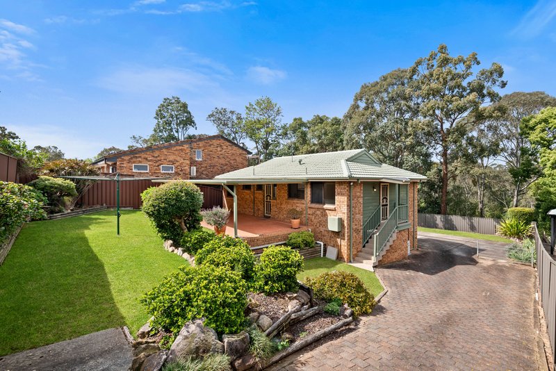 Photo - 55 Woodlark Place, Glenfield NSW 2167 - Image 12