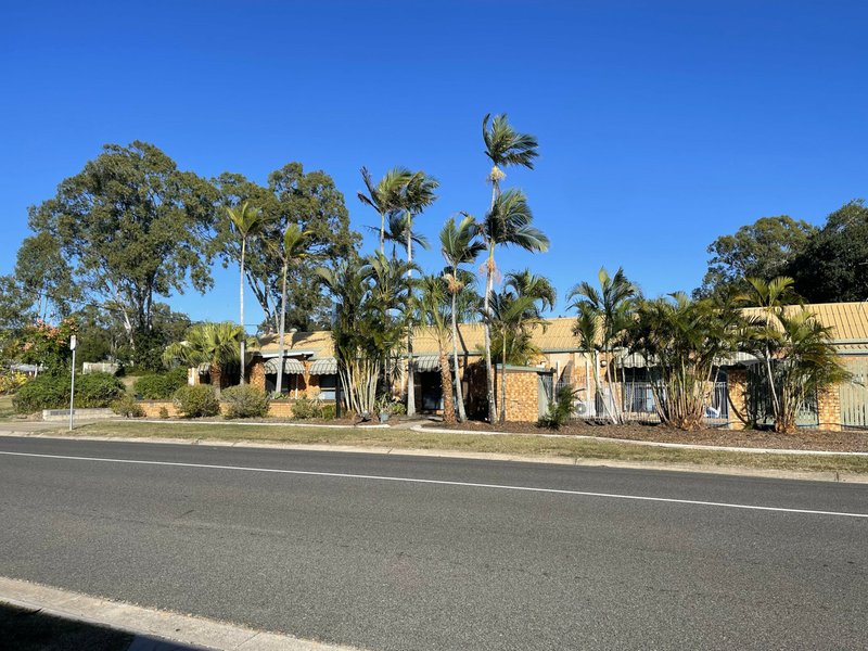 Photo - 55 Wyndham Ave , Boyne Island QLD 4680 - Image 1