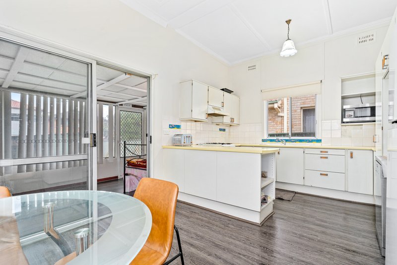 Photo - 55 Yillowra Street, Auburn NSW 2144 - Image 3