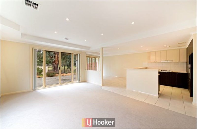 Photo - 5/50 Ellenborough Street, Lyneham ACT 2602 - Image 4