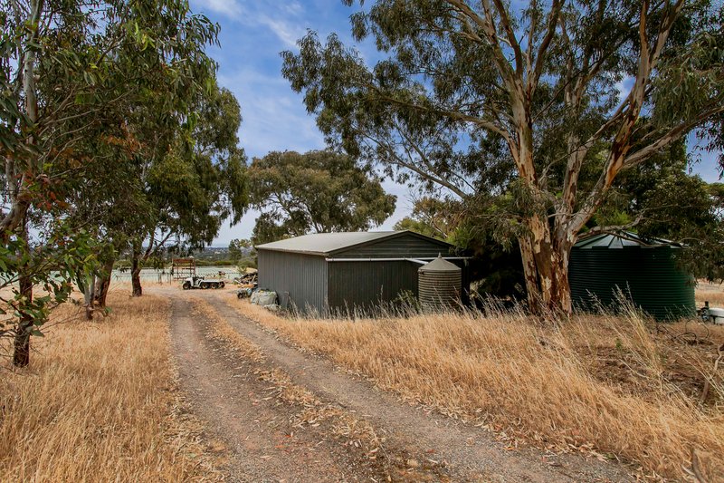 Photo - 550 Panalatinga Road, Onkaparinga Hills SA 5163 - Image 20