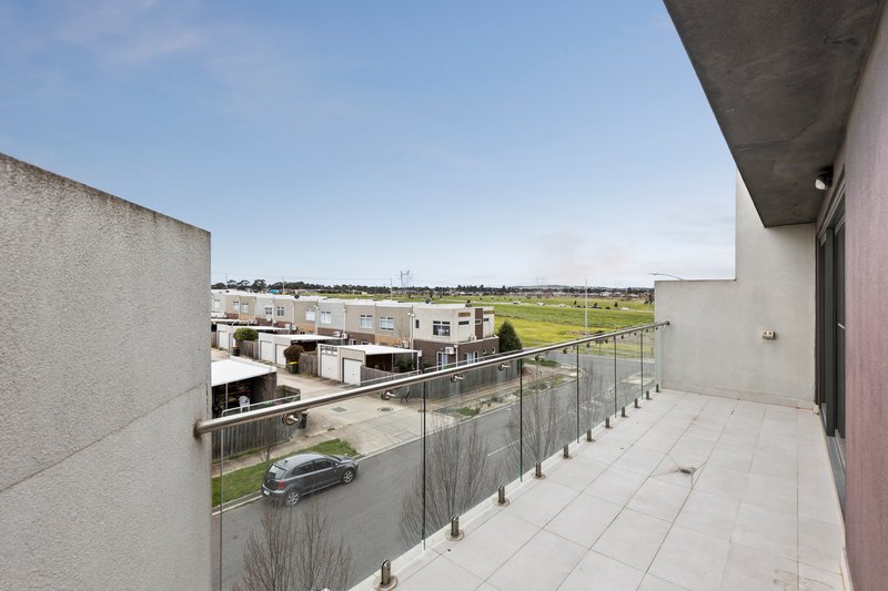 Photo - 55/1 Jarama Boulevard, Epping VIC 3076 - Image 7