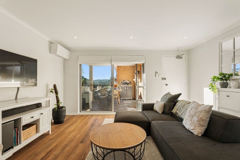 Photo - 5/51 Oaks Avenue, Dee Why NSW 2099 - Image 2