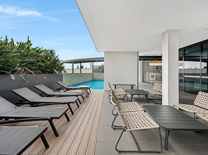 Photo - 55/1 Otto, Bondi Avenue, Mermaid Beach QLD 4218 - Image 16