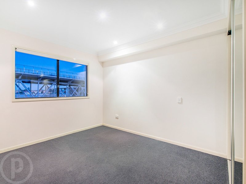 Photo - 55/161 Main Street, Kangaroo Point QLD 4169 - Image 9