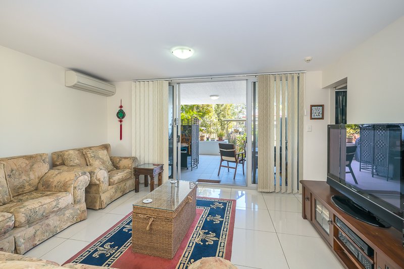 Photo - 5/52 Bestman Avenue, Bongaree QLD 4507 - Image 16