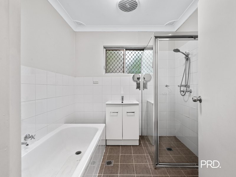 Photo - 5/52 Castlereagh Street, Penrith NSW 2750 - Image 8