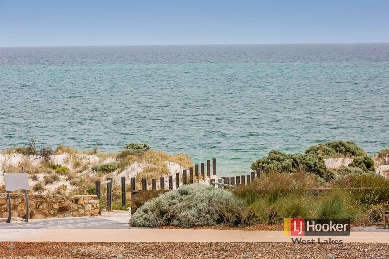 Photo - 5/52 Seaview Road, West Beach SA 5024 - Image 13