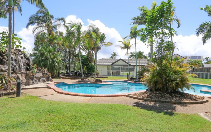 Photo - 55/2 St Kevins Avenue, Benowa QLD 4217 - Image 4